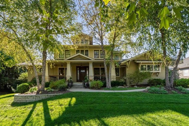 14204 Bluejacket Street, Overland Park, KS 66221