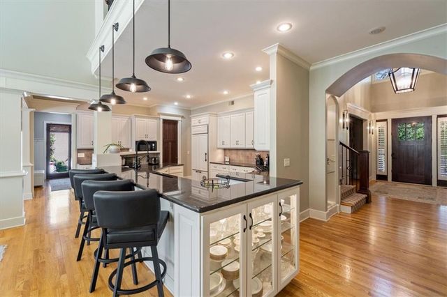 14204 Bluejacket Street, Overland Park, KS 66221