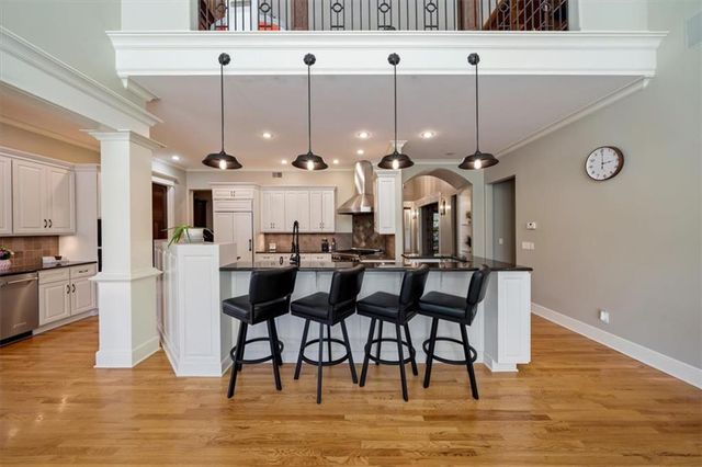 14204 Bluejacket Street, Overland Park, KS 66221