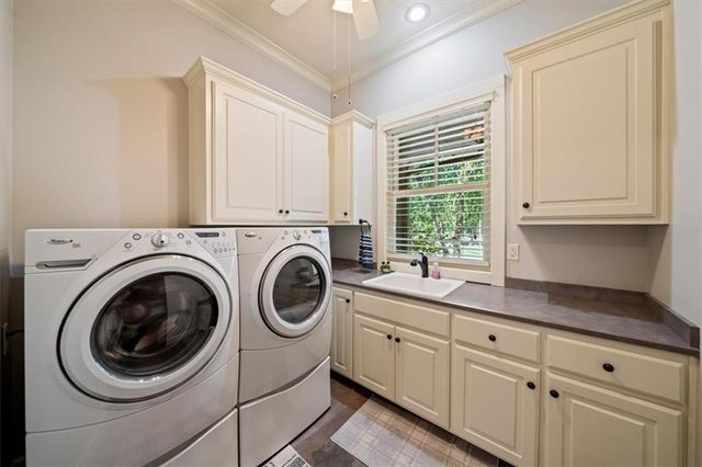14204 Bluejacket Street, Overland Park, KS 66221