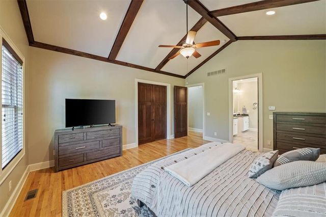 14204 Bluejacket Street, Overland Park, KS 66221