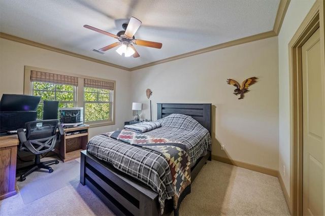 14204 Bluejacket Street, Overland Park, KS 66221