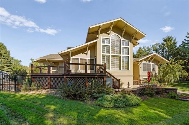 14204 Bluejacket Street, Overland Park, KS 66221