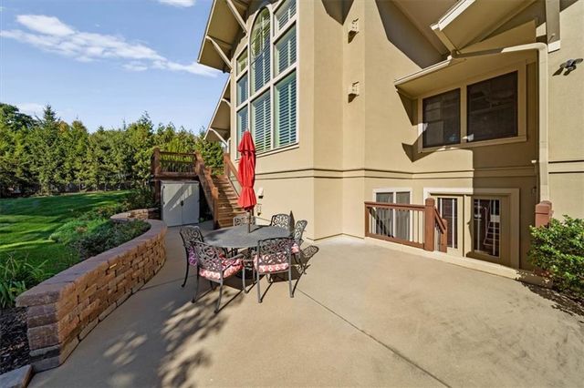 14204 Bluejacket Street, Overland Park, KS 66221