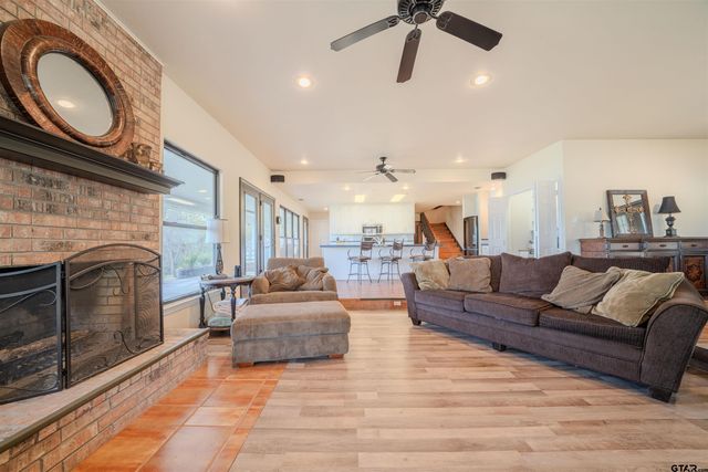 7016 FM 3054, Malakoff, TX 75148