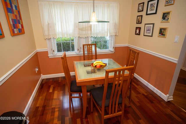 113 Woodmere Drive 502, Parlin, NJ 08859