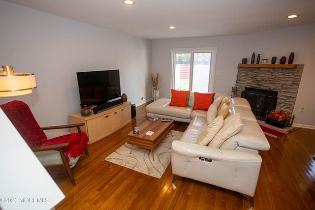113 Woodmere Drive 502, Parlin, NJ 08859