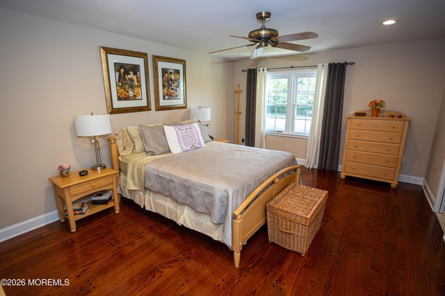 113 Woodmere Drive 502, Parlin, NJ 08859