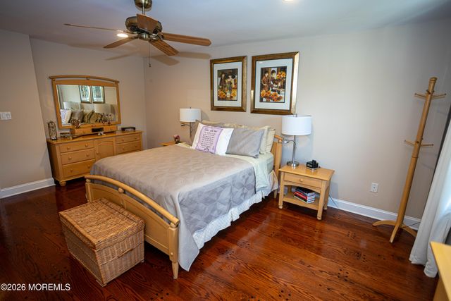 113 Woodmere Drive 502, Parlin, NJ 08859