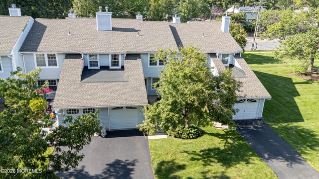 113 Woodmere Drive 502, Parlin, NJ 08859