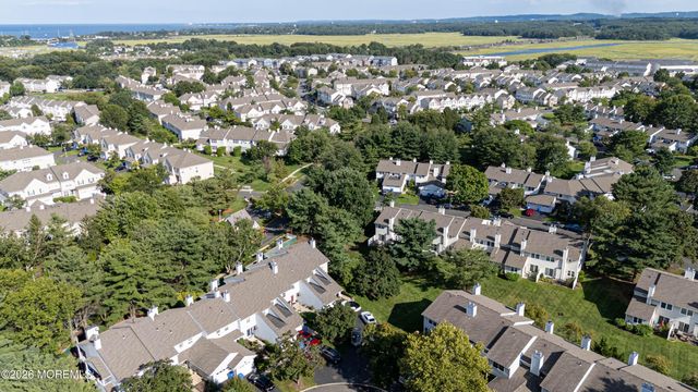 113 Woodmere Drive 502, Parlin, NJ 08859