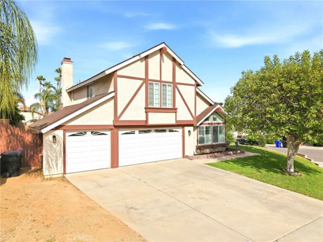 8450 Tamarind, Jurupa Valley, CA 92509