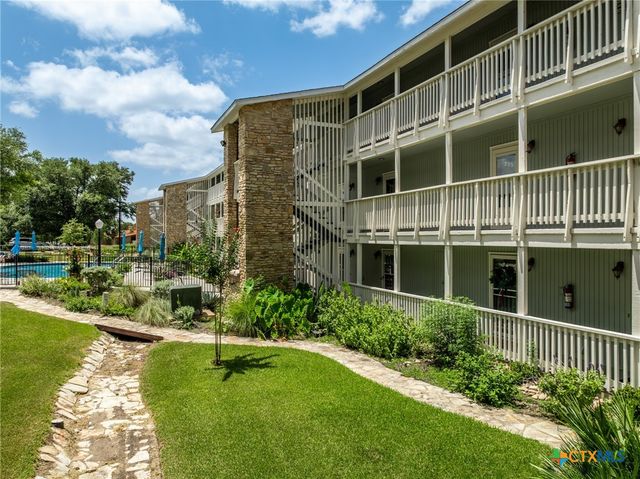 2 Cliffhouse Drive 208, Belton, TX 76513