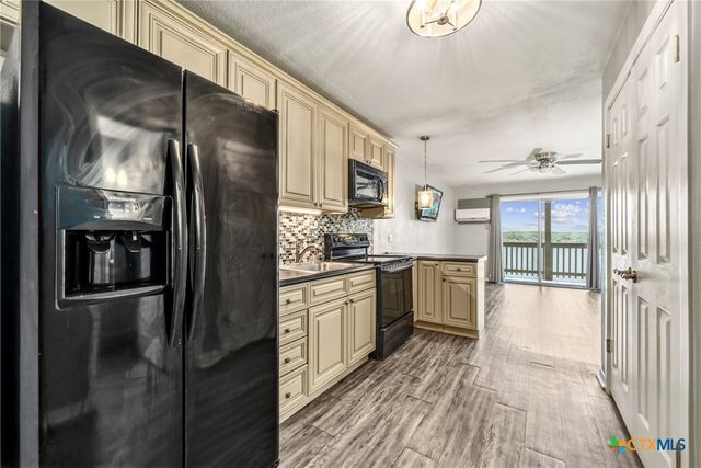 2 Cliffhouse Drive 208, Belton, TX 76513