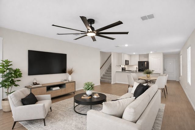 6201 Tilden Avenue, Pilot Point, TX 76258