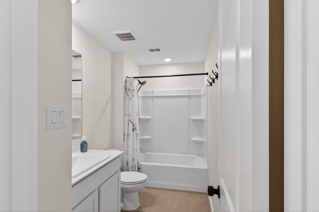 6201 Tilden Avenue, Pilot Point, TX 76258