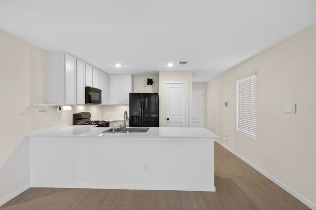 6201 Tilden Avenue, Pilot Point, TX 76258