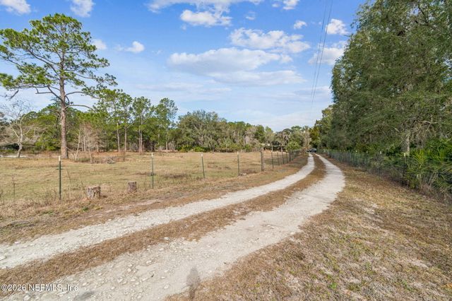 118 DARBY Drive, Palatka, FL 32177