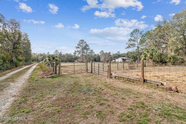 118 DARBY Drive, Palatka, FL 32177