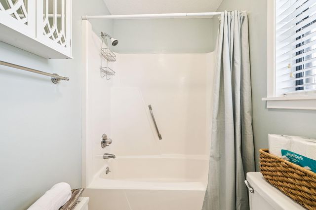 3799 E County Highway 30A F-6, Santa Rosa Beach, FL 32459