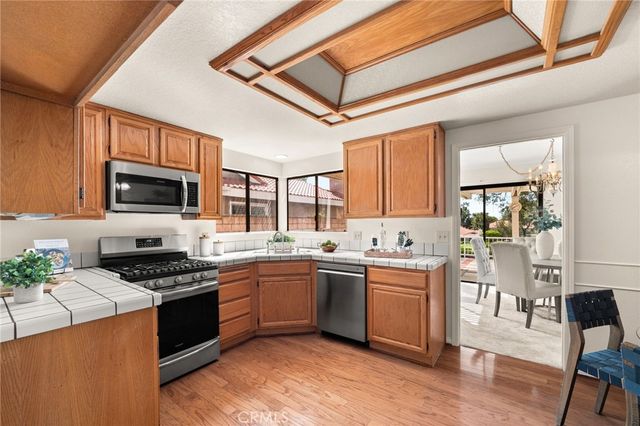 1244 Winged Foot, Upland, CA 91786