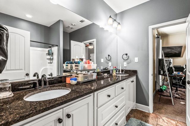 3025 Redrock Road, Little Rock, AR 72210