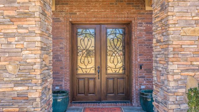 3025 Redrock Road, Little Rock, AR 72210