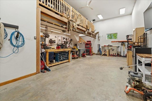 1055 LADESSA LOOP, North Pole, AK 99705