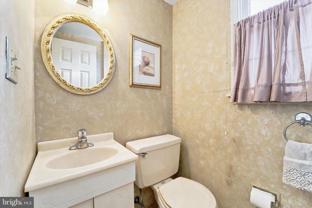 1811 WINTON AVE, Havertown, PA 19083