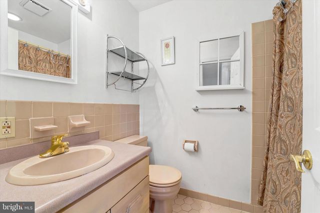 1811 WINTON AVE, Havertown, PA 19083