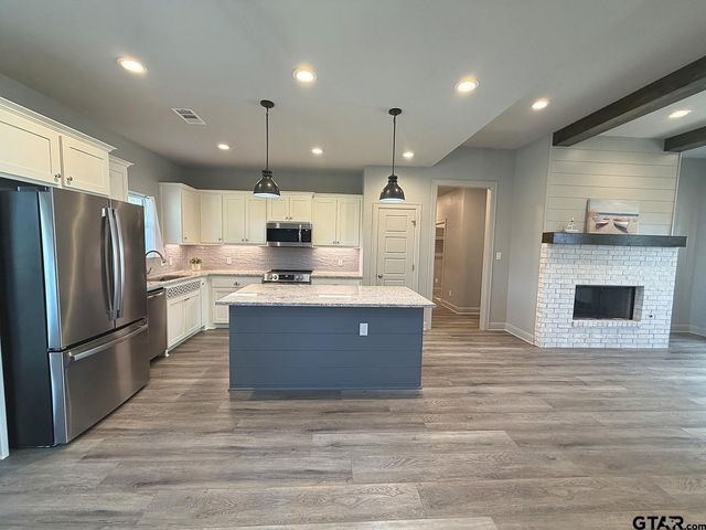 22548 Pine, Frankston, TX 75763