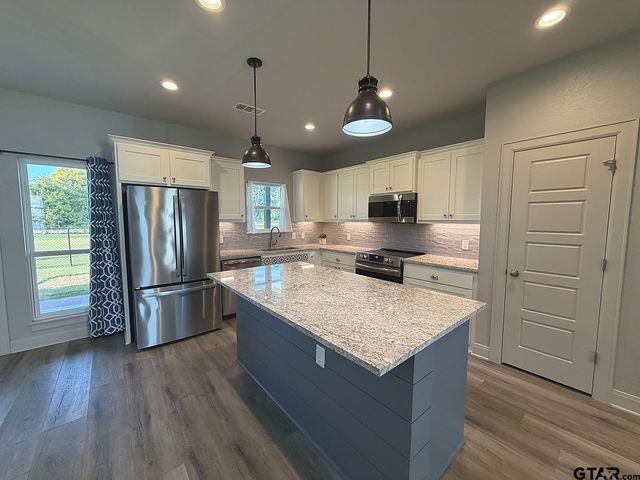 22548 Pine, Frankston, TX 75763