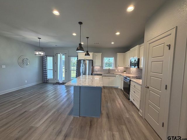 22548 Pine, Frankston, TX 75763