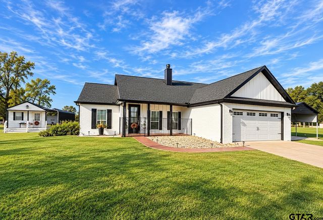 22548 Pine, Frankston, TX 75763