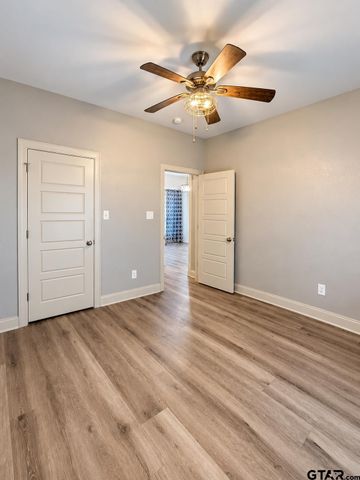 22548 Pine, Frankston, TX 75763
