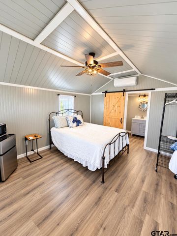 22548 Pine, Frankston, TX 75763
