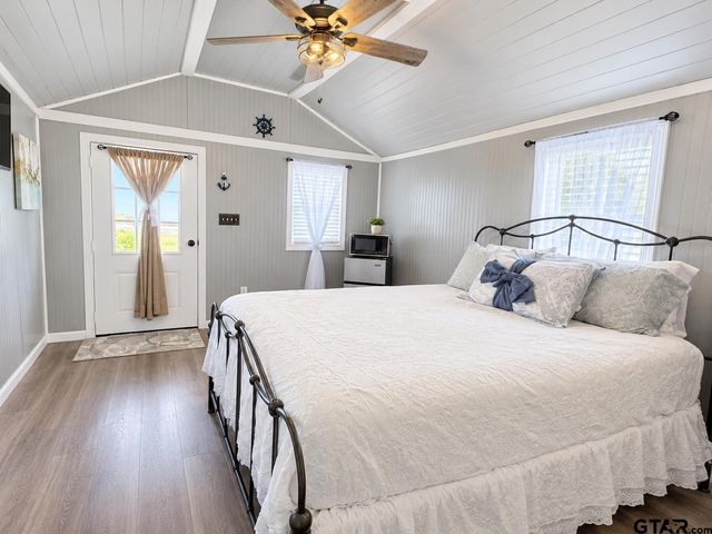 22548 Pine, Frankston, TX 75763