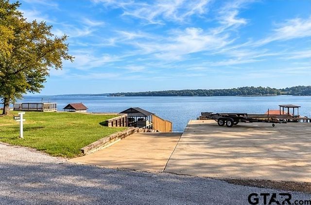 22548 Pine, Frankston, TX 75763