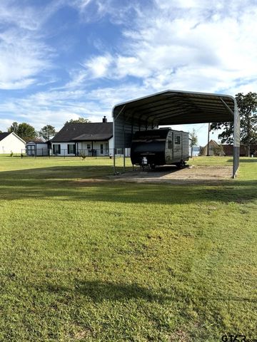 22548 Pine, Frankston, TX 75763