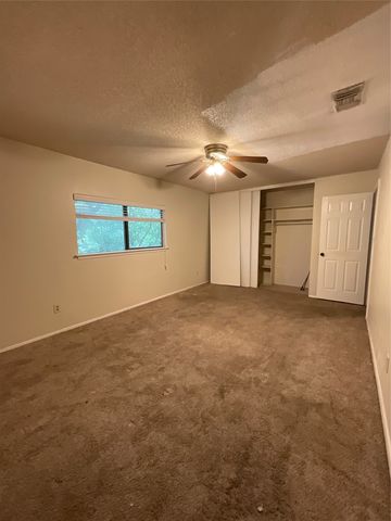 2332 Abbington Lane, Grand Prairie, TX 75052