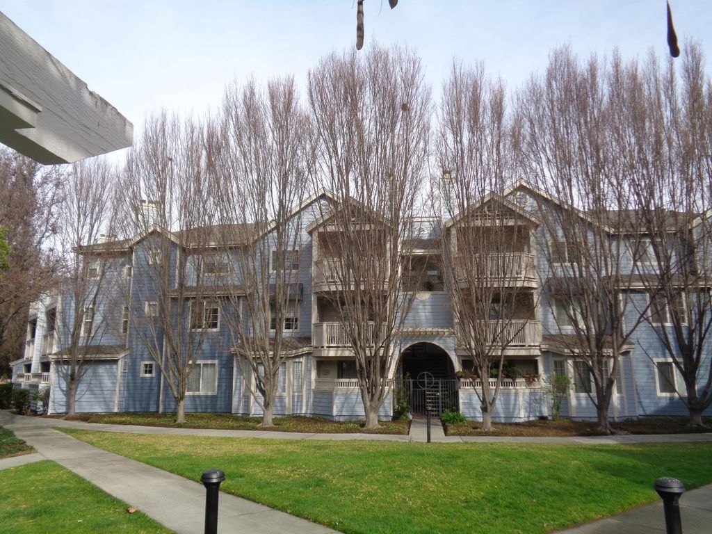 604 Arcadia Terrace 303, Sunnyvale, CA 94085