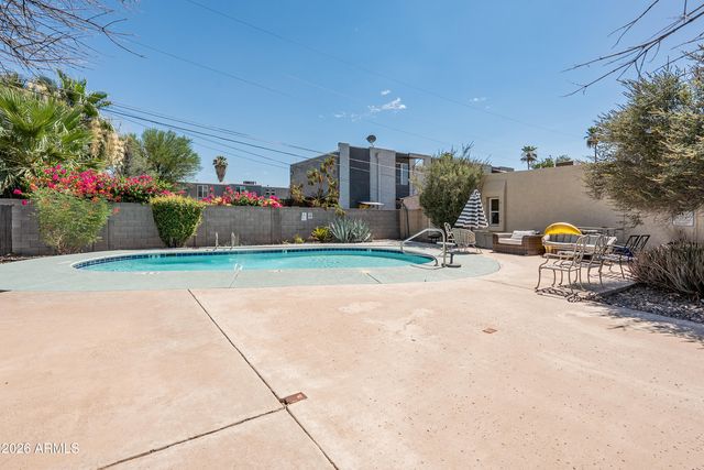 3033 N 39th Street 3, Phoenix, AZ 85018