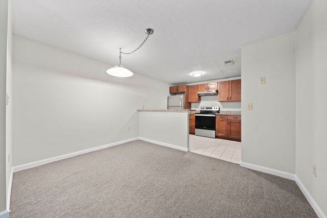 350 Neponset Street B, Canton, MA 02021