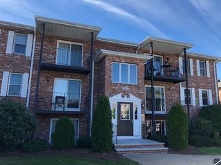 350 Neponsat Street B, Canton, MA 02021