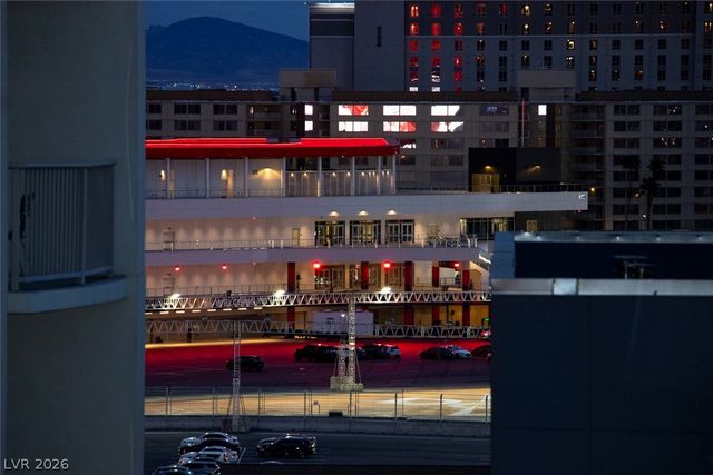 211 East Flamingo Road 720, Las Vegas, NV 89169