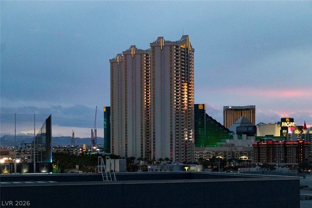 211 East Flamingo Road 720, Las Vegas, NV 89169