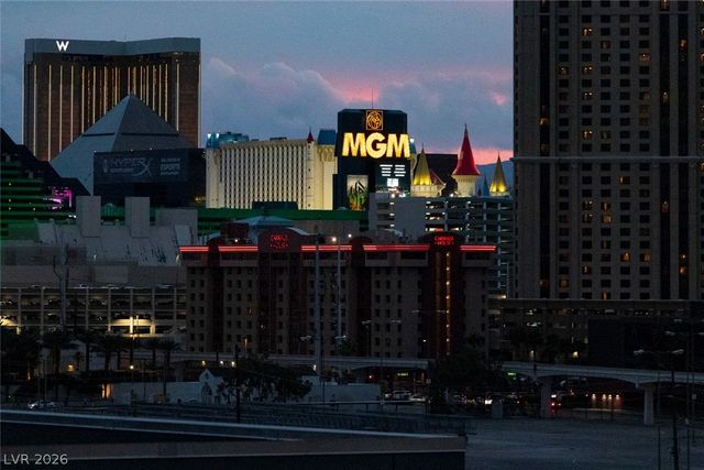 211 East Flamingo Road 720, Las Vegas, NV 89169