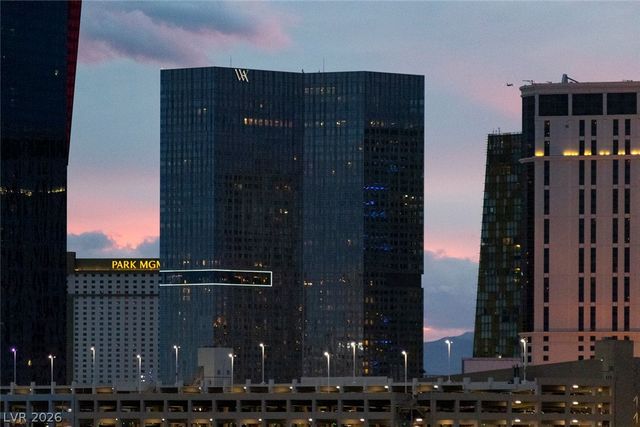 211 East Flamingo Road 720, Las Vegas, NV 89169