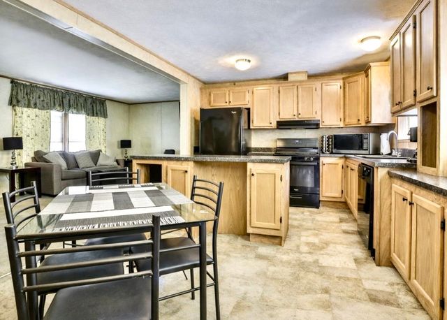 7 Pearl Court, Merrimack, NH 03054