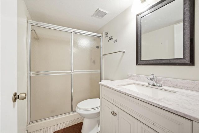 7500 40TH AVENUE W 203, Bradenton, FL 34209